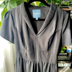 ModCloth Womens size Large Black Lively Identity short sleeve dress with pockets